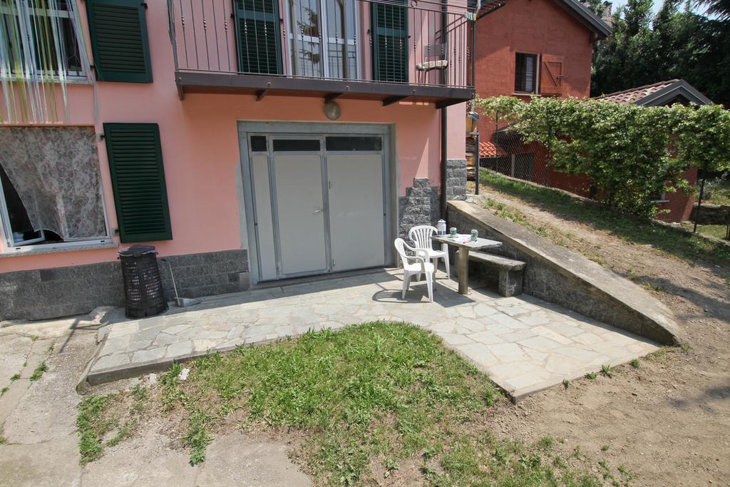 B&B Localita Manzoniane Lecco Habitación foto